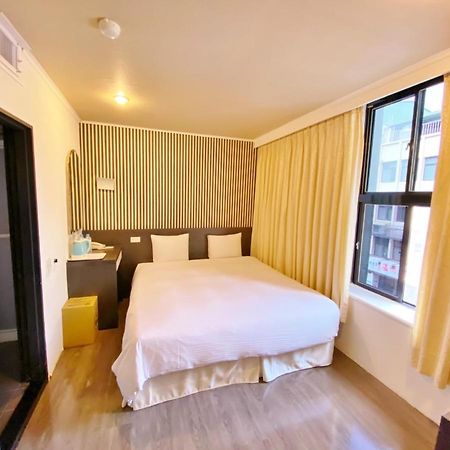 Queens Hotel Tajpej Kültér fotó