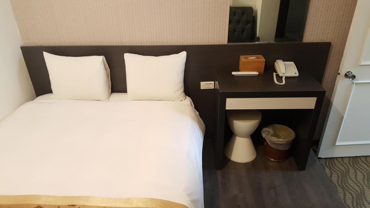 Queens Hotel Tajpej Kültér fotó