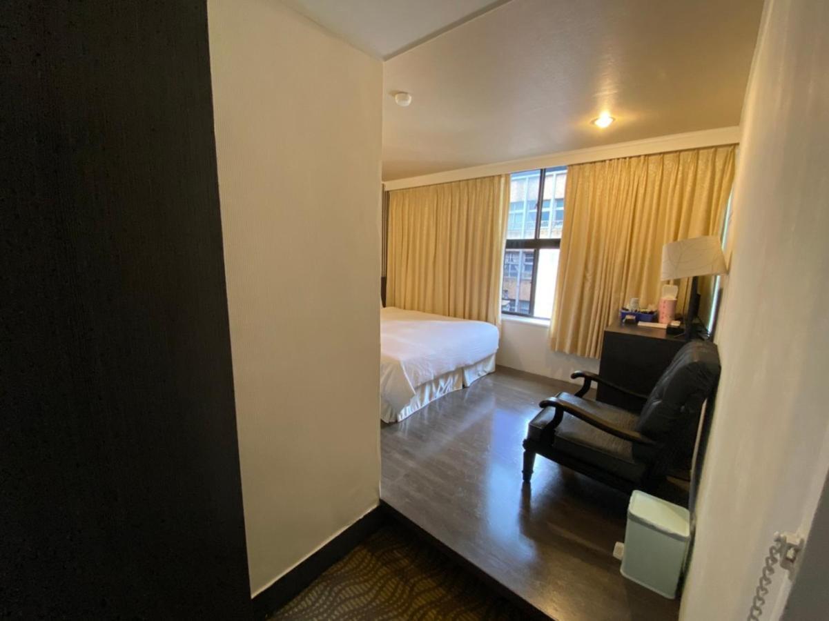 Queens Hotel Tajpej Kültér fotó