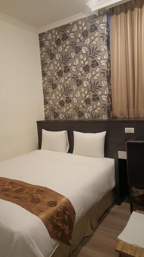 Queens Hotel Tajpej Kültér fotó